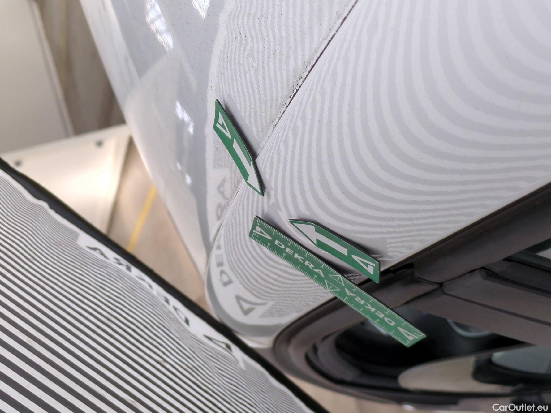  Citroen  C3 CITROEN  Société / 2020 / 5P / Berline PureTech 83 S&S BVM Feel #34