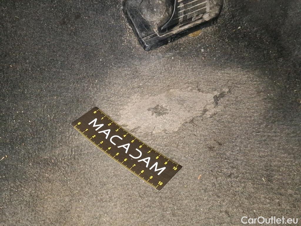  Lexus  UX LEXUS  / 2018 / 5P / SUV 250H 2WD Pack Confort Business Stage #3