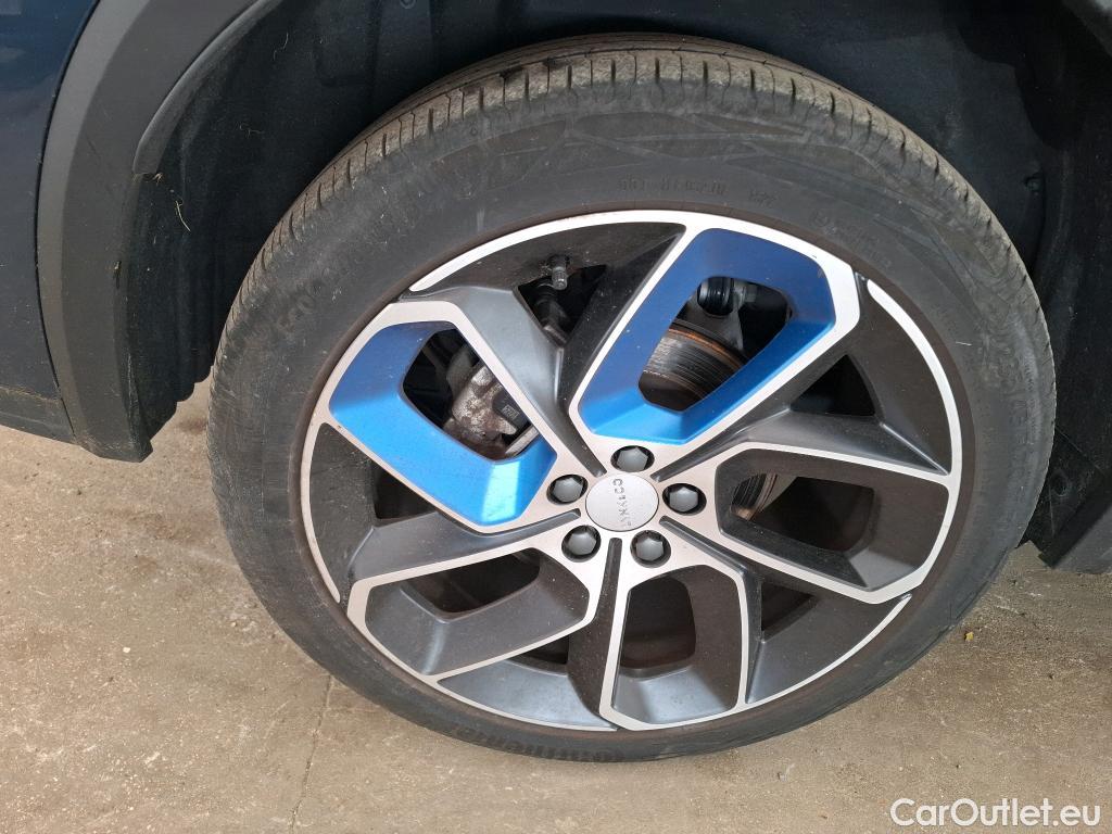  LYNK & Co  01 LYNK & CO  / 2020 / 5P / SUV 1.5 261ch  Hybride Rechargeable OPERATION STOCK #44