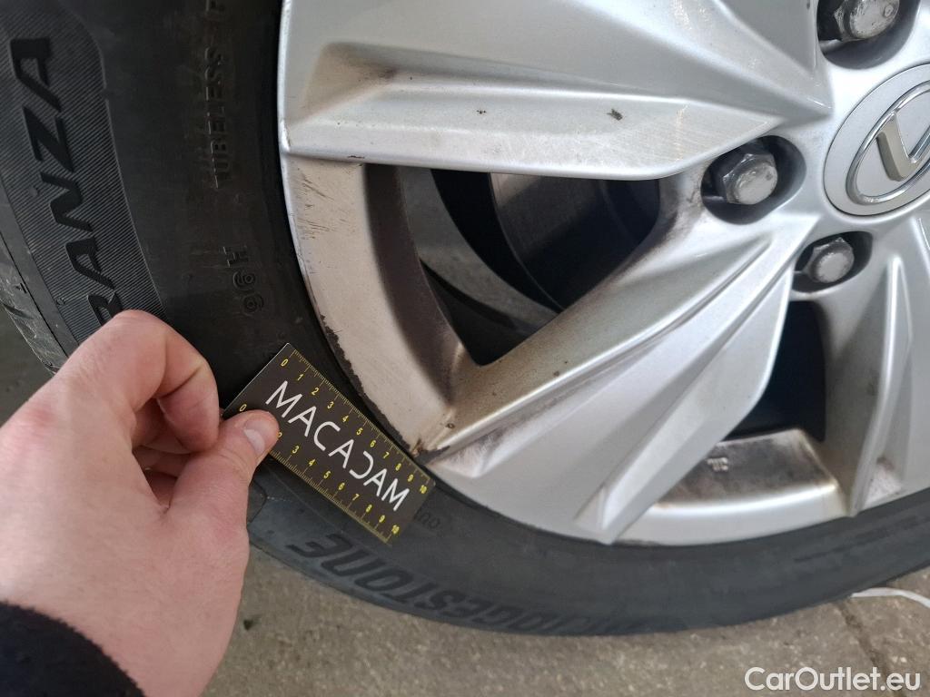  Lexus  UX LEXUS  / 2018 / 5P / SUV 250H 2WD Pack Confort Business Stage #12