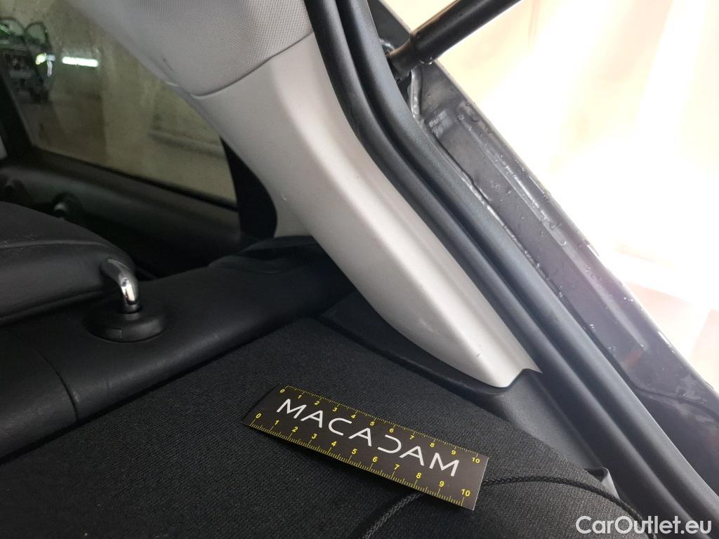  Fiat  500 FIAT X / 2018 / 5P / SUV 1.3 FFly T T4 150ch DCT Cross #38