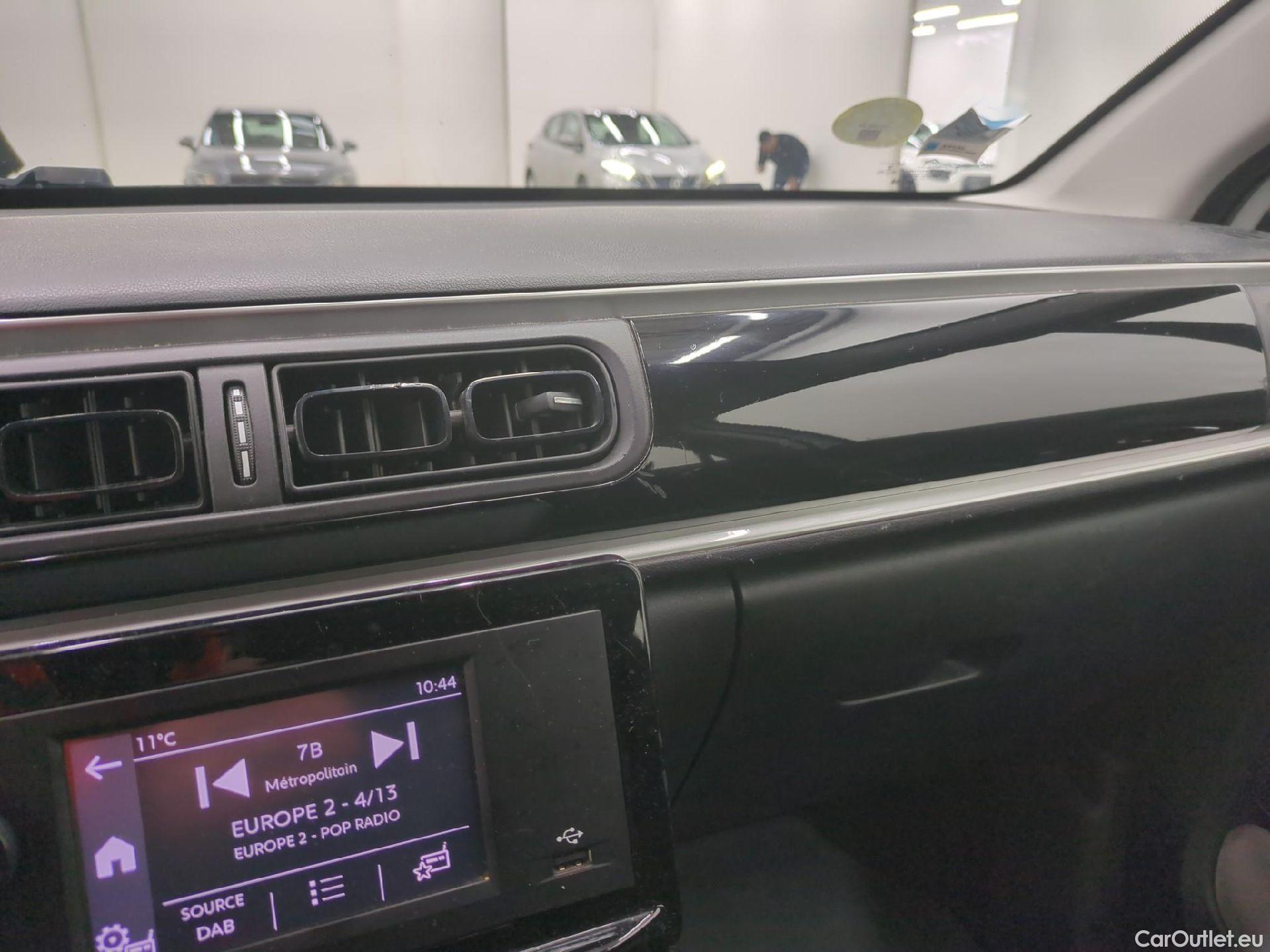  Citroen  C3  Société Feel 1.5 BlueHDI 100CV BVM6 E6d #3