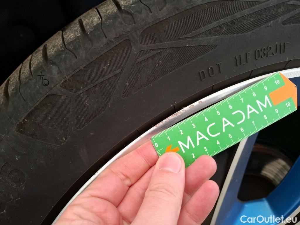  LYNK & Co  01 LYNK & CO  / 2020 / 5P / SUV 1.5 261ch  Hybride Rechargeable OPERATION STOCK #32