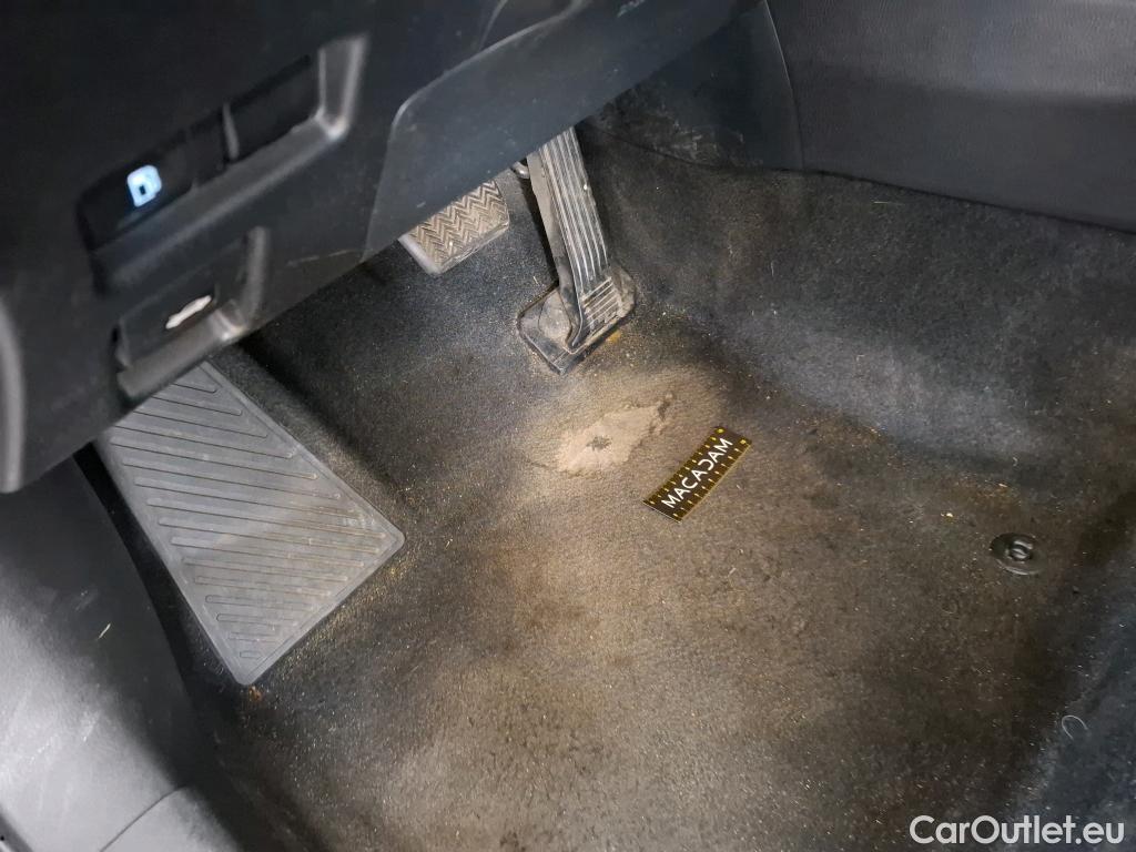  Lexus  UX LEXUS  / 2018 / 5P / SUV 250H 2WD Pack Confort Business Stage #1