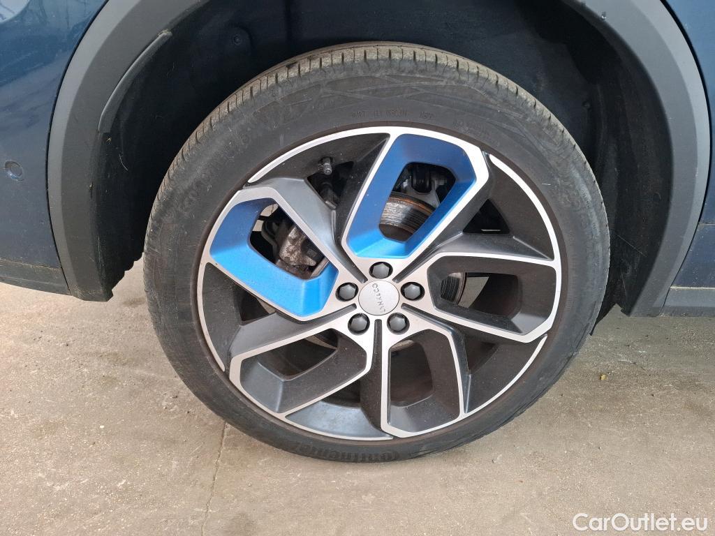  LYNK & Co  01 LYNK & CO  / 2020 / 5P / SUV 1.5 261ch  Hybride Rechargeable OPERATION STOCK #30