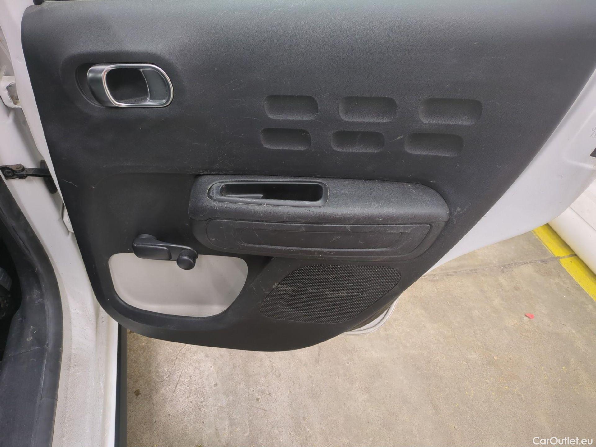  Citroen  C3  Société Feel 1.5 BlueHDI 100CV BVM6 E6d #28