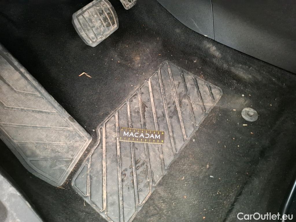  Peugeot  5008  Allure 1.5 HDi 130CV BVA8 7 Sieges E6d #16