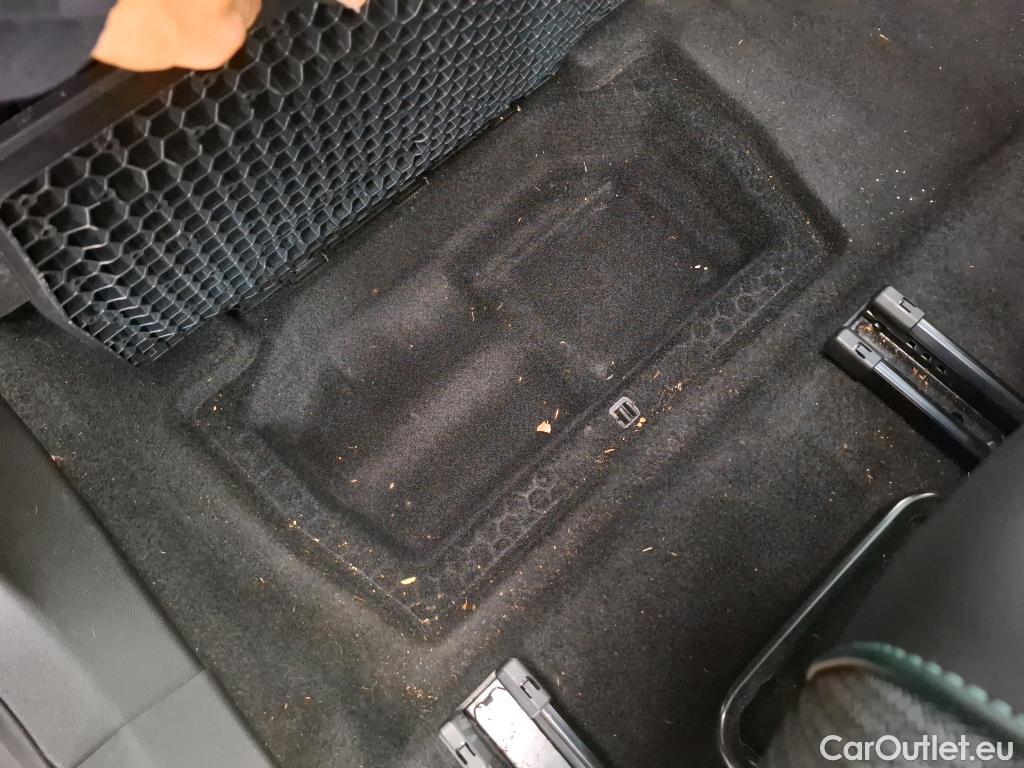  Peugeot  5008  Allure 1.5 HDi 130CV BVA8 7 Sieges E6d #34