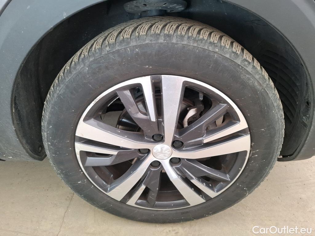  Peugeot  5008  Allure 1.5 HDi 130CV BVA8 7 Sieges E6d #4