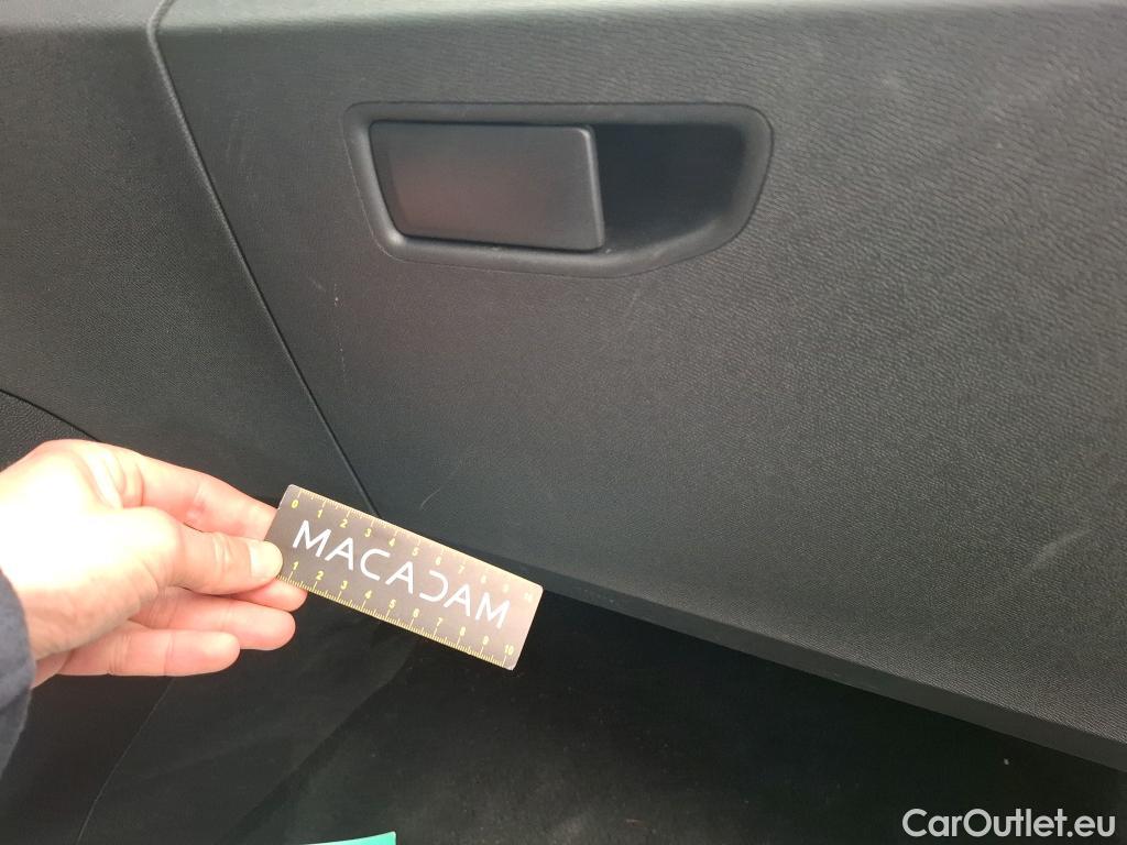  Peugeot  5008  Allure 1.5 HDi 130CV BVA8 7 Sieges E6d #25