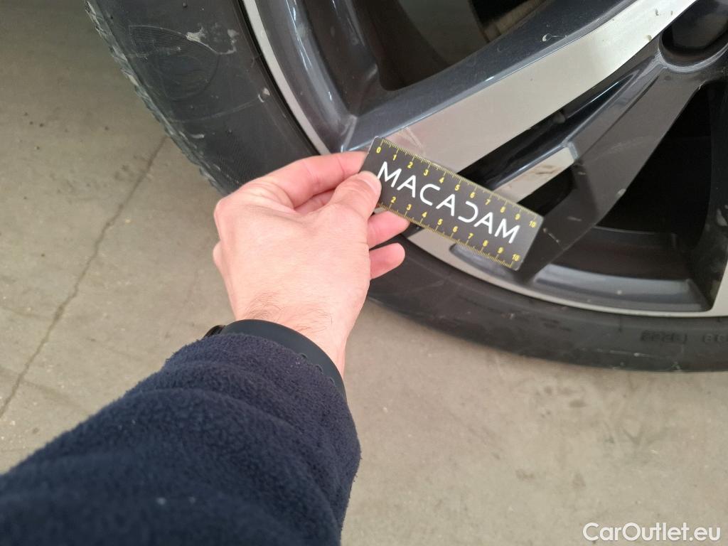  Peugeot  5008  Allure 1.5 HDi 130CV BVA8 7 Sieges E6d #7