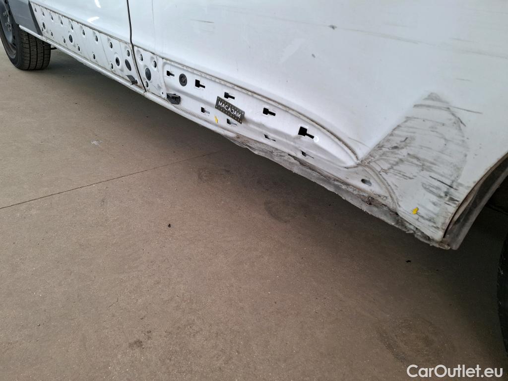  Renault  Trafic RENAULT  / 2021 / 4P / Fourgon tôlé FG GCF L2H1 3T Blue dCi 130 #17