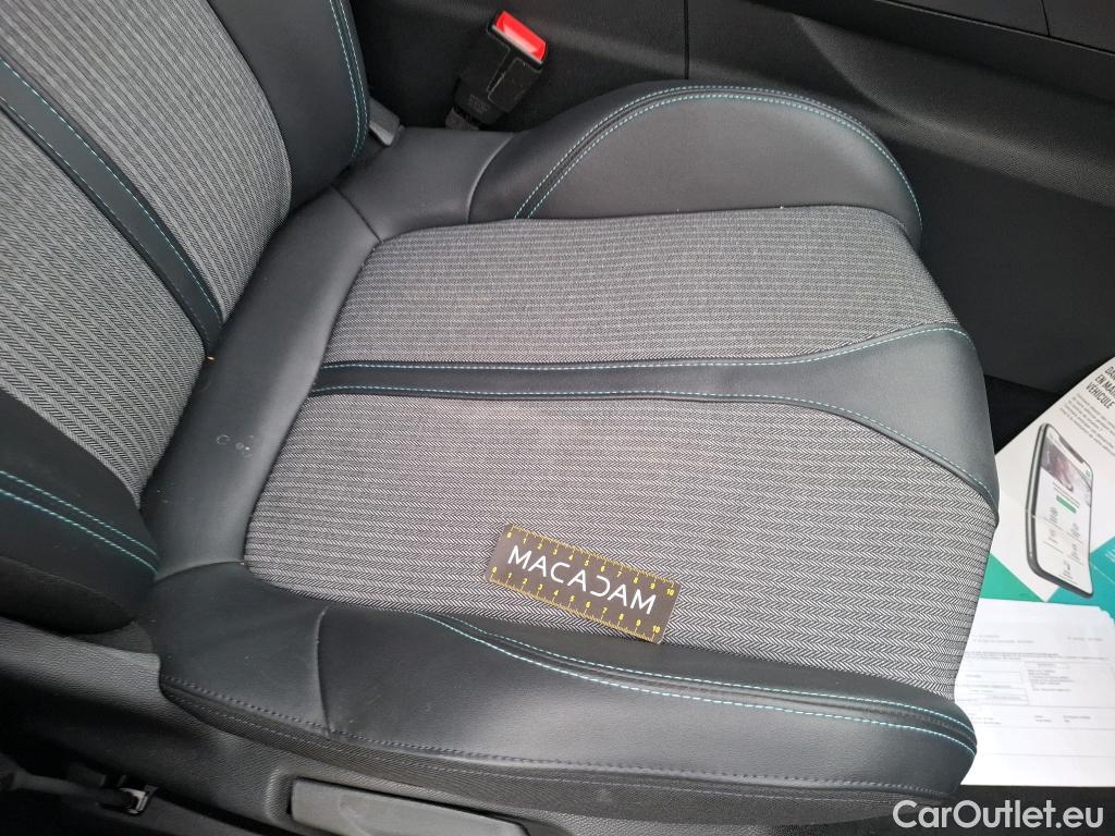  Peugeot  5008  Allure 1.5 HDi 130CV BVA8 7 Sieges E6d #38