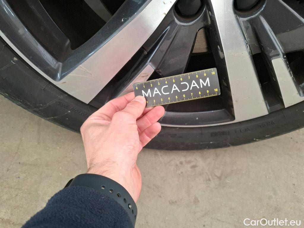  Peugeot  5008  Allure 1.5 HDi 130CV BVA8 7 Sieges E6d #8