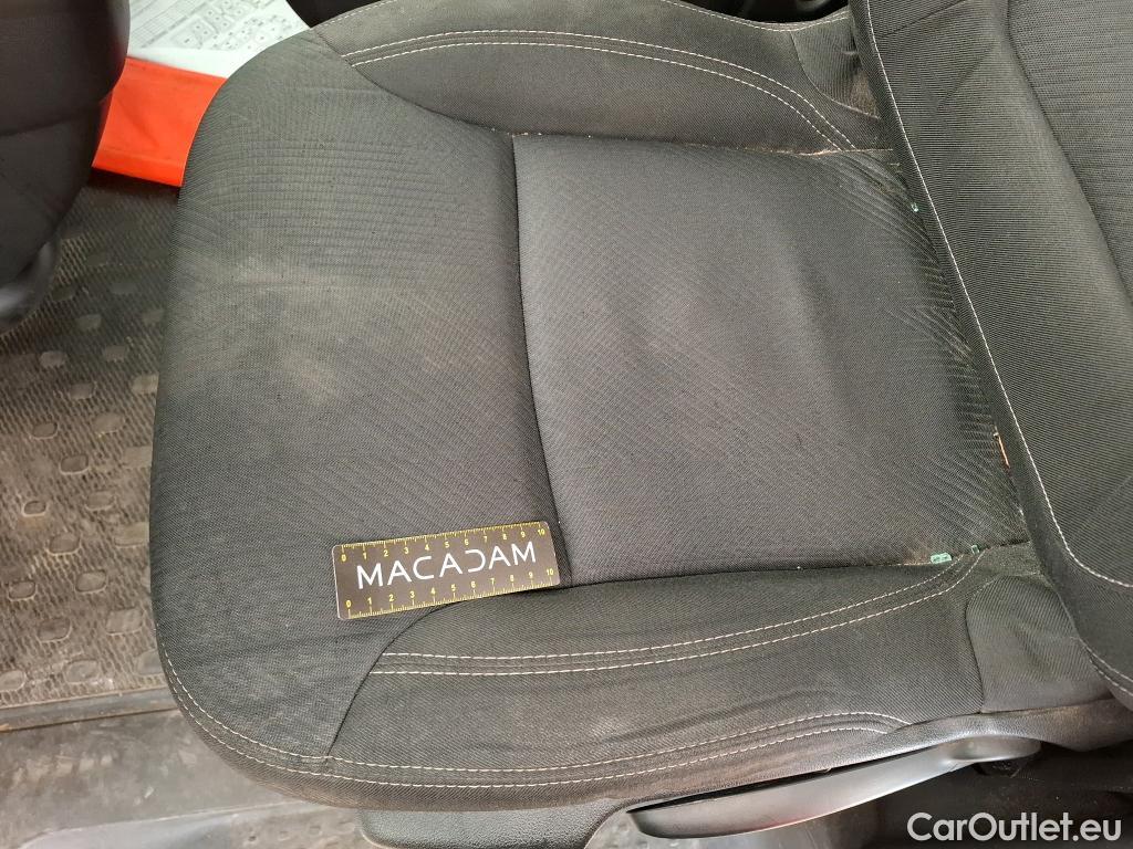  Renault  Trafic RENAULT  / 2021 / 4P / Fourgon tôlé FG GCF L2H1 3T Blue dCi 130 #46