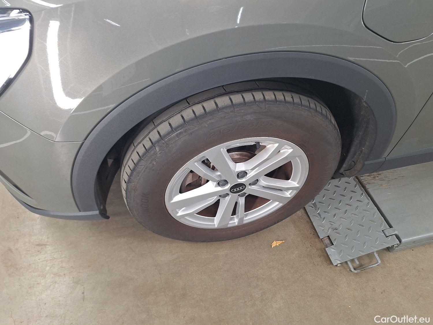  Audi  Q3 Audi,  '18 PHEV, Audi  45 TFSI e S tronic 5d #12