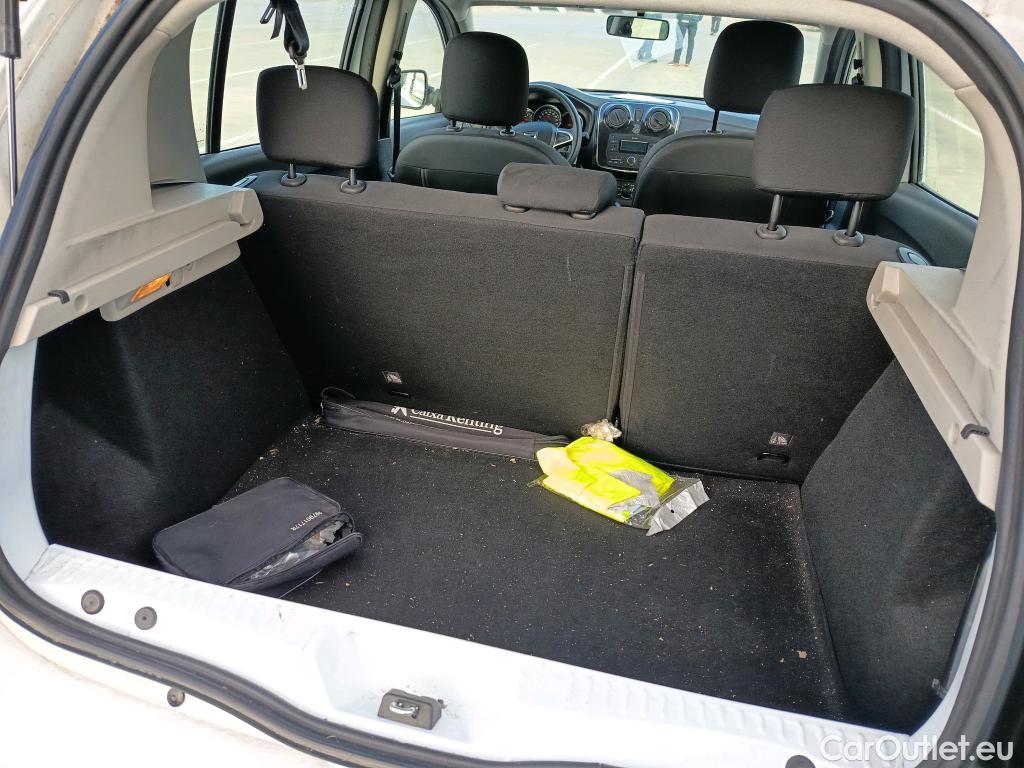  Dacia  Sandero DACIA  / 2016 / 5P / berlina con portón Essential TCE 66kW (90CV) GLP #21