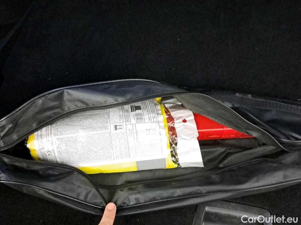  DS  DS7 DS DS 7 Crossback E-Tense / 2017 / 5P / todoterreno 1.6 E-Tense 225 GRAND CHIC Auto #1