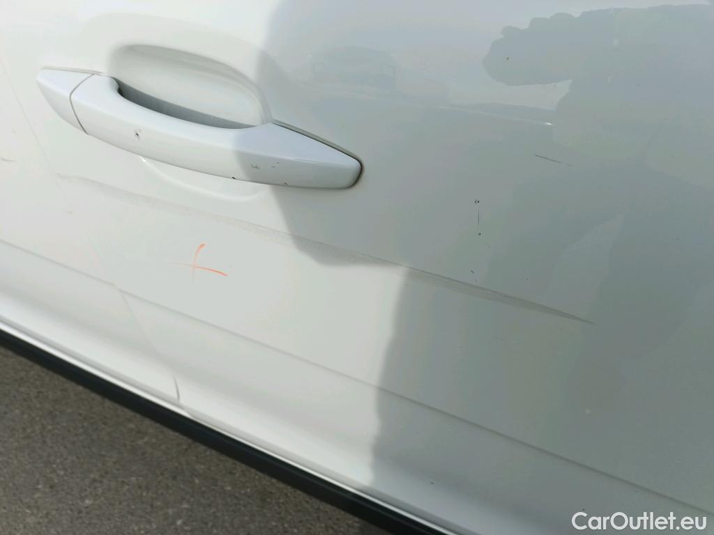  Citroen  C3 CITROEN  / 2020 / 5P / berlina con portón BlueHDi 75KW (100CV) S&S Live Pack #6