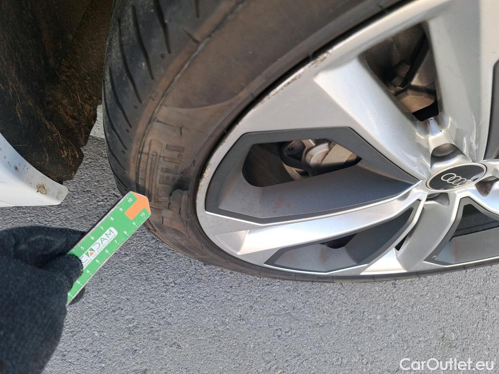  Audi  Q5 AUDI  SPORTBACK / 2020 / 5P / todoterreno Black line 40 TDI 150kW quattro-ultra #4