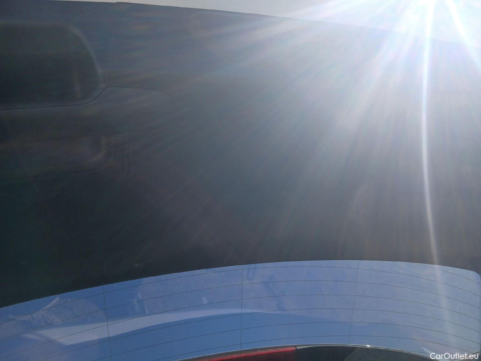  Ford  Focus FORD  / 2018 / 5P / berlina con portón 1.0 Ecoboost MHEV 92kW ST-Line #2