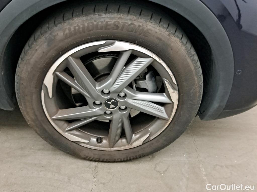  DS  DS7 DS DS 7 Crossback E-Tense / 2017 / 5P / todoterreno 1.6 E-Tense 225 GRAND CHIC Auto #6