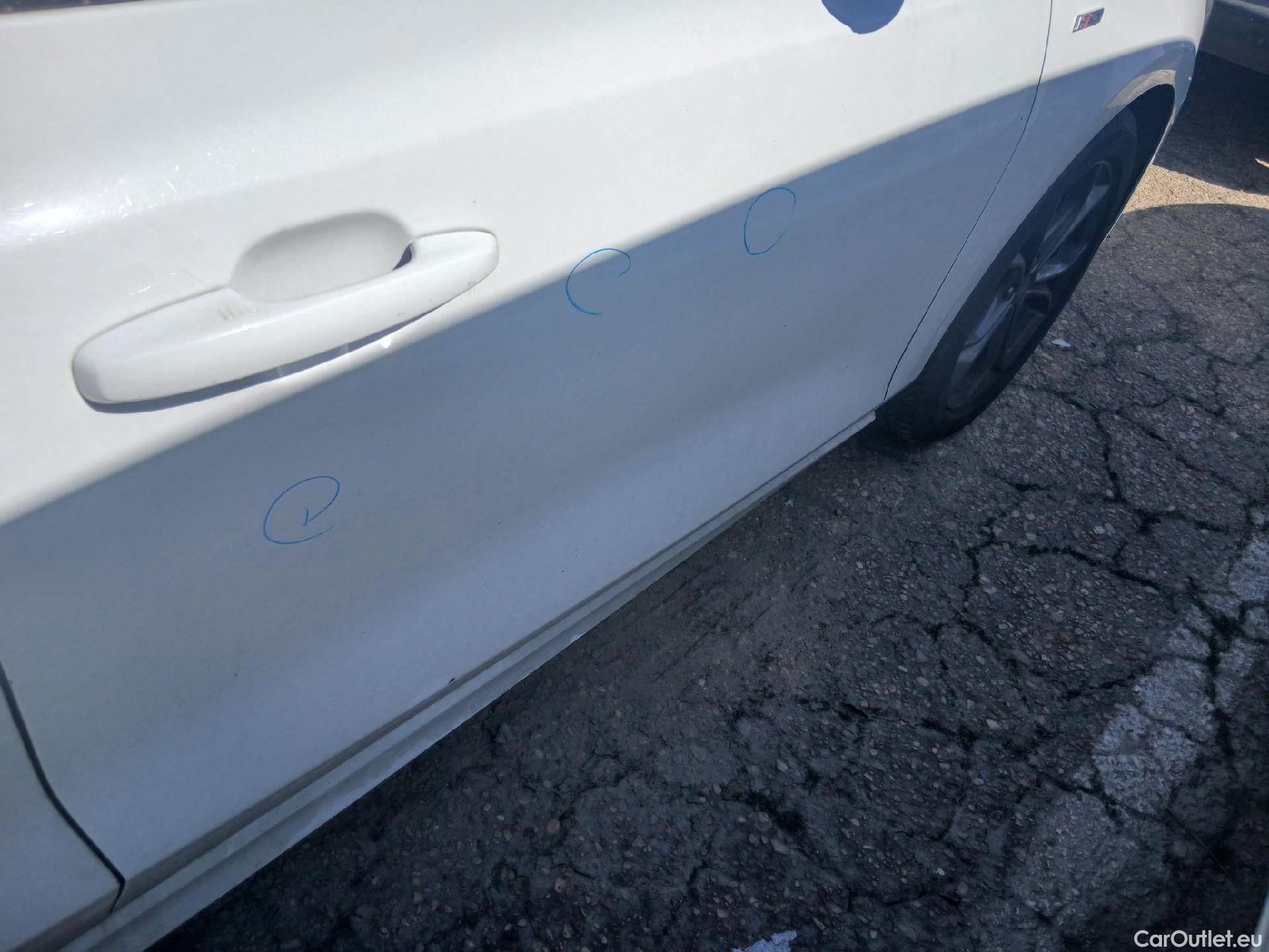  Ford  Focus FORD  / 2018 / 5P / berlina con portón 1.0 Ecoboost MHEV 92kW ST-Line #24