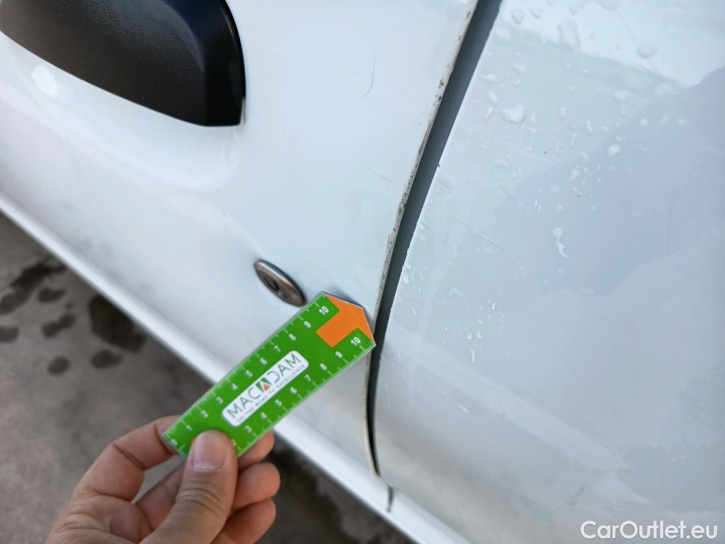  Dacia  Sandero DACIA  / 2016 / 5P / berlina con portón Essential TCE 66kW (90CV) GLP #15