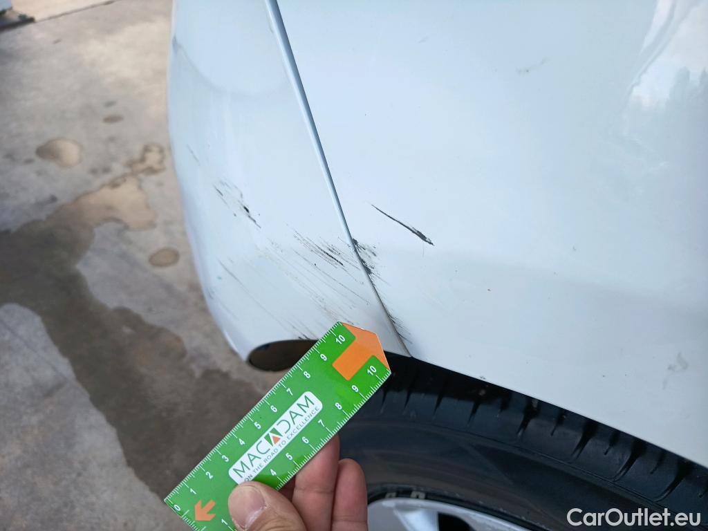  Dacia  Sandero DACIA  / 2016 / 5P / berlina con portón Essential TCE 66kW (90CV) GLP #20