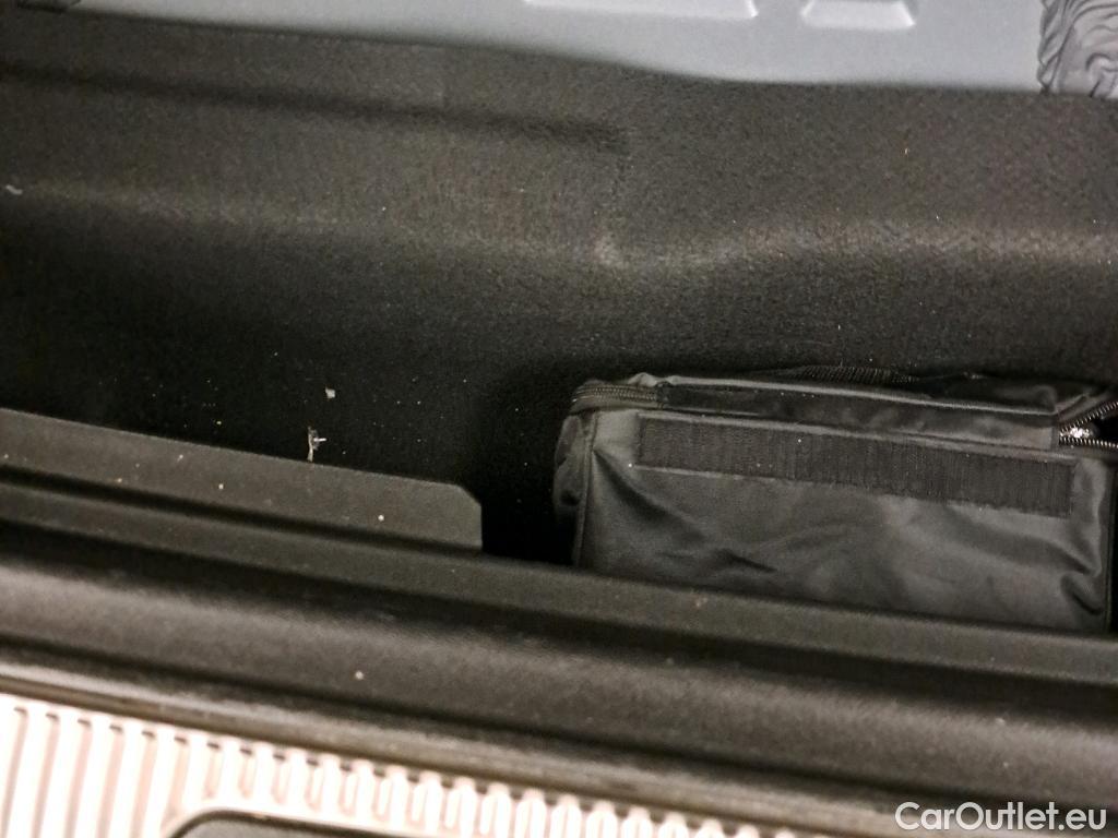  DS  DS7 DS DS 7 Crossback E-Tense / 2017 / 5P / todoterreno 1.6 E-Tense 225 GRAND CHIC Auto #2