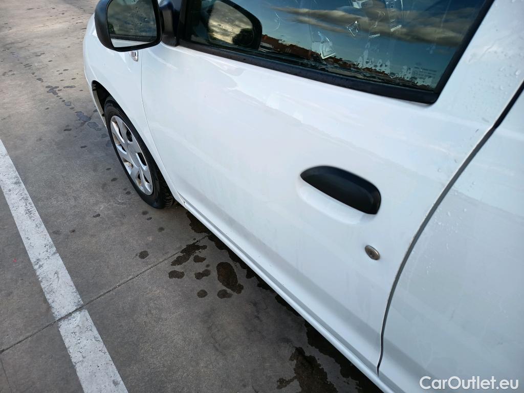  Dacia  Sandero DACIA  / 2016 / 5P / berlina con portón Essential TCE 66kW (90CV) GLP #14