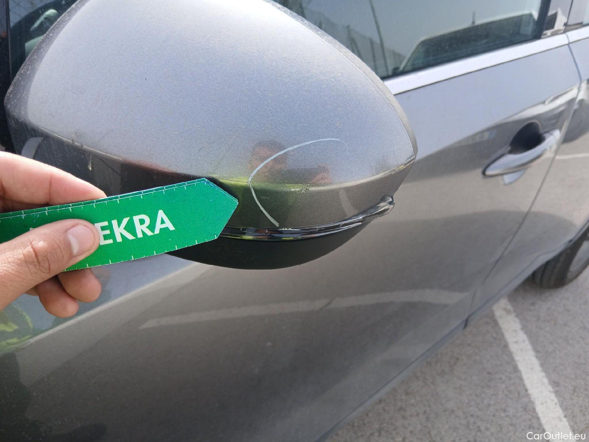  Nissan  Qashqai NISSAN  / 2021 / 5P / todoterreno DIG-T 116kW (158CV) mHEV Xtronic Acenta (AC9) #11