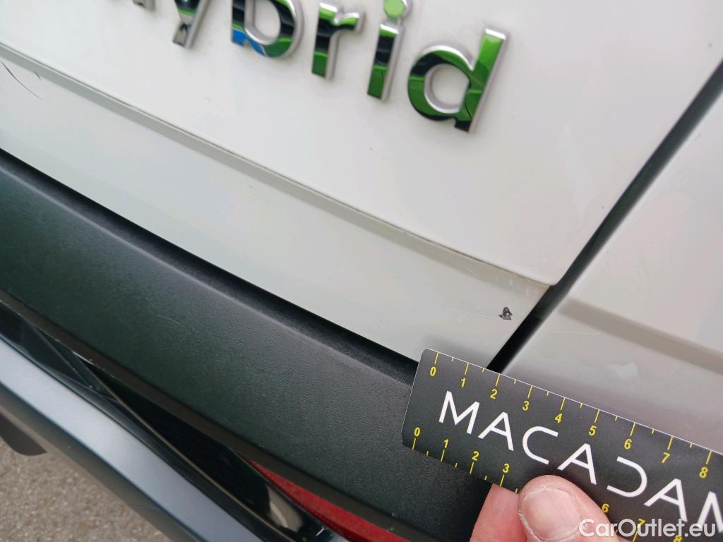  Hyundai  Tucson HYUNDAI  / 2020 / 5P / todoterreno 1.6 TGDI 169kW HEV Tecno Auto 2C #4