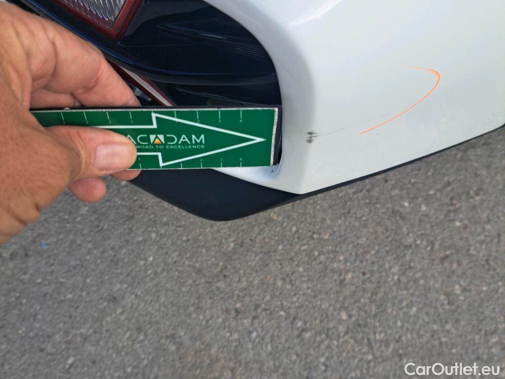  KIA  Niro KIA  / 2019 / 5P / crossover 1.6 GDi HEV 104kW (141CV) Drive #22