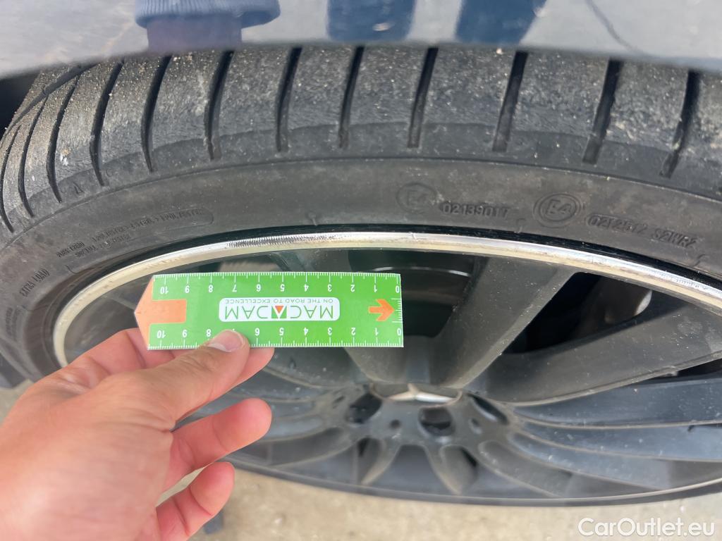  Mercedes  A-Klasse MERCEDES-BENZ Clase A / 2018 / 5P / berlina con portón Mercedes-AMG A 35 4MATIC+ #6