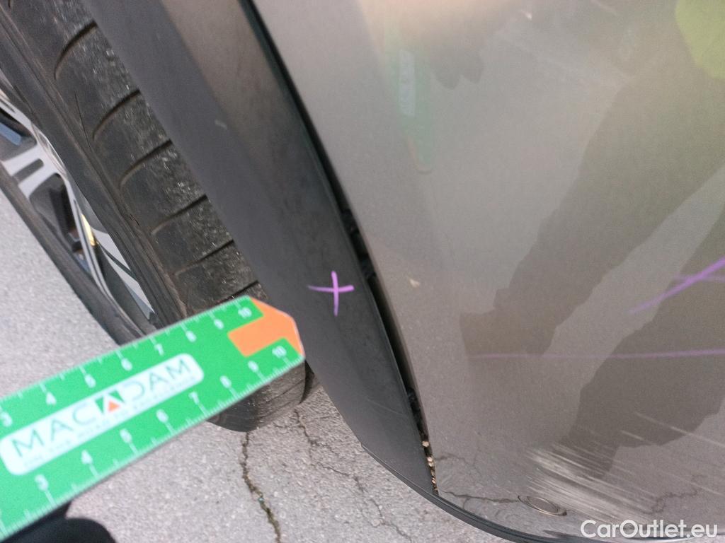  Mercedes  G-Klasee MERCEDES-BENZ GLE / 2018 / 5P / todoterreno GLE 350 de 4MATIC (Híbrido Enchufable) #19