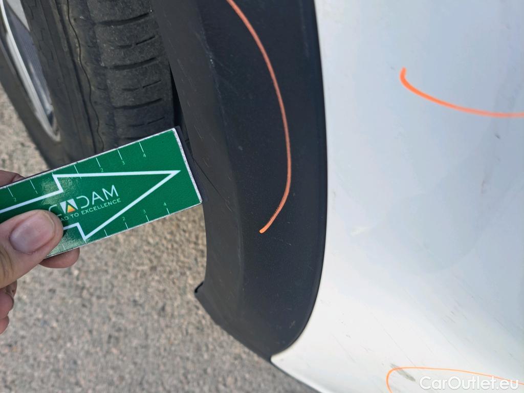  KIA  Niro KIA  / 2019 / 5P / crossover 1.6 GDi HEV 104kW (141CV) Drive #30