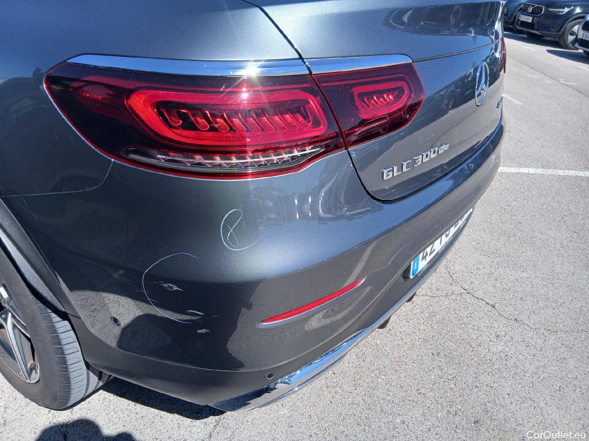  Mercedes  G-Klasee MERCEDES-BENZ GLC Coupé / 2019 / 5P / coupé GLC 300 de 4MATIC (AC) #23