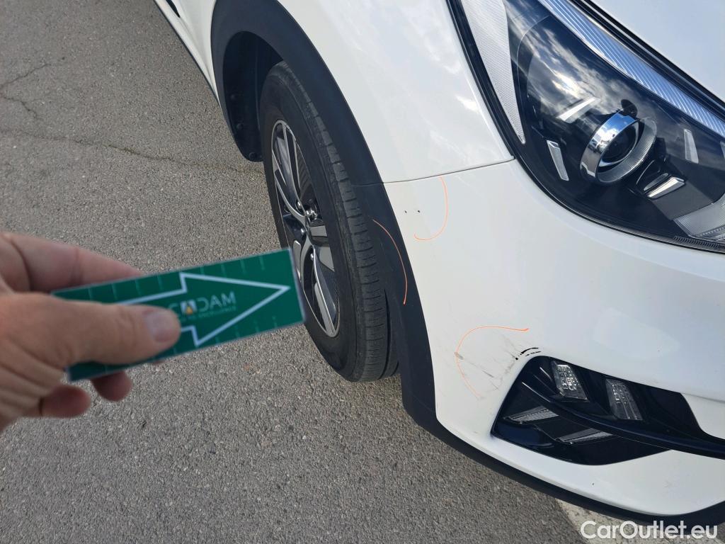  KIA  Niro KIA  / 2019 / 5P / crossover 1.6 GDi HEV 104kW (141CV) Drive #29