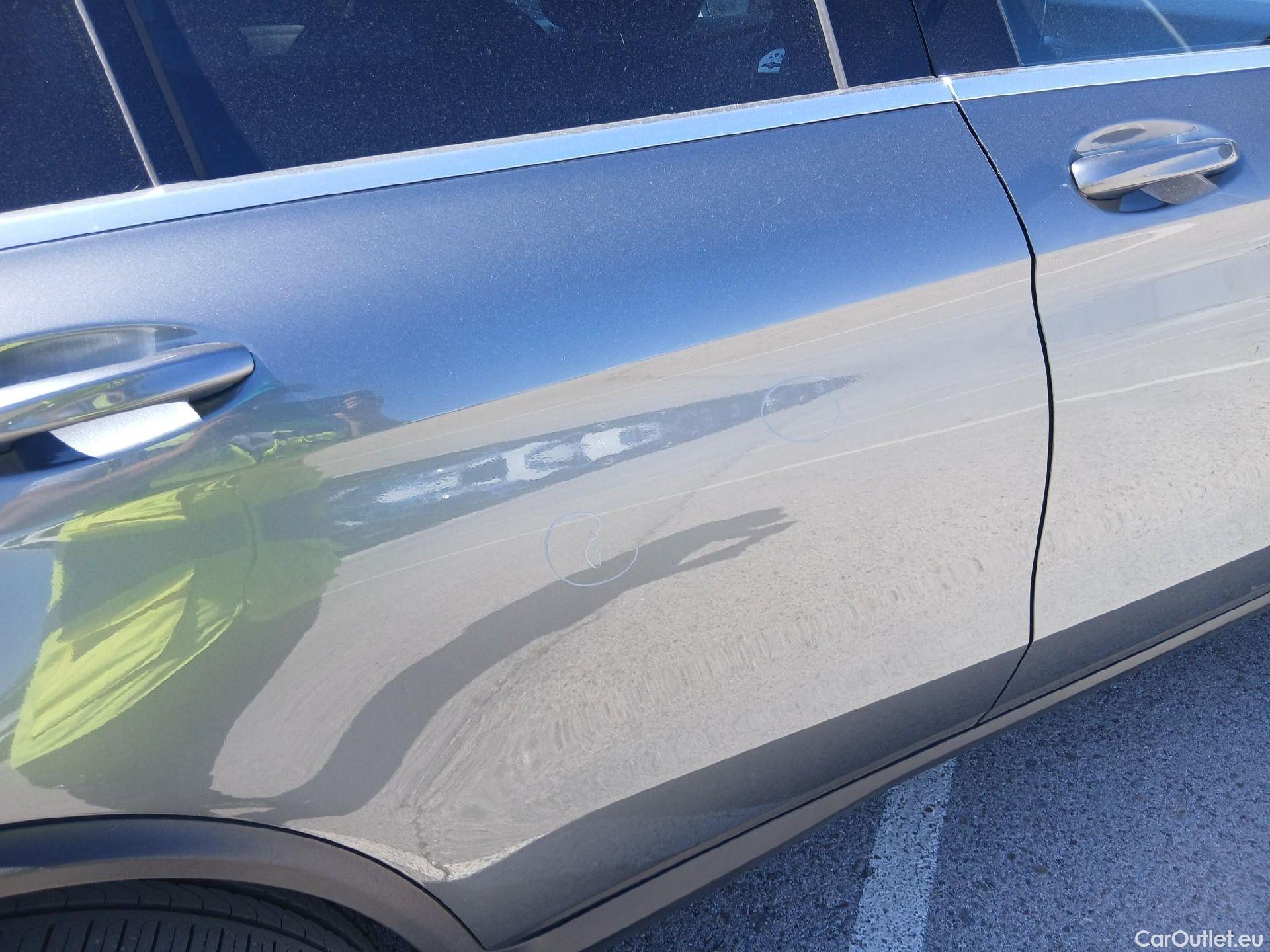  Mercedes  G-Klasee MERCEDES-BENZ GLC Coupé / 2019 / 5P / coupé GLC 300 de 4MATIC (AC) #27