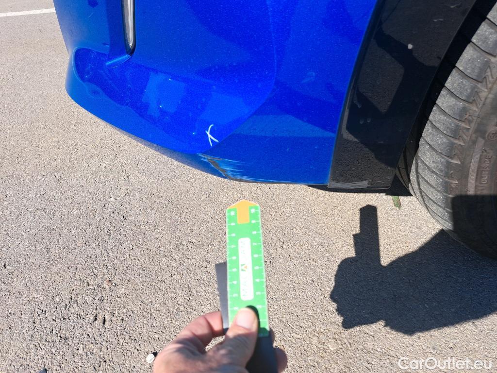  Peugeot  208 PEUGEOT  / 2019 / 5P / berlina con portón PureTech 96kW (130CV) EAT8 GT Pack #18