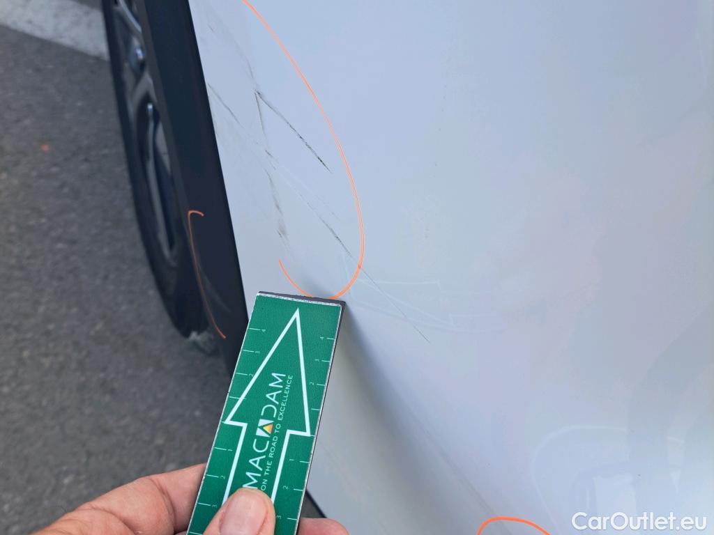  KIA  Niro KIA  / 2019 / 5P / crossover 1.6 GDi HEV 104kW (141CV) Drive #23