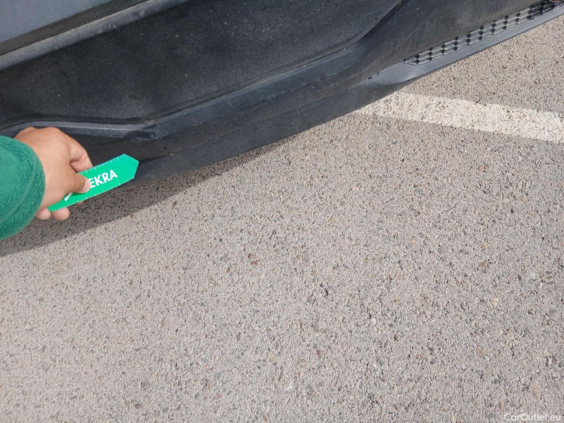  Nissan  Qashqai NISSAN  / 2021 / 5P / todoterreno DIG-T 116kW (158CV) mHEV Xtronic Acenta (AC9) #14