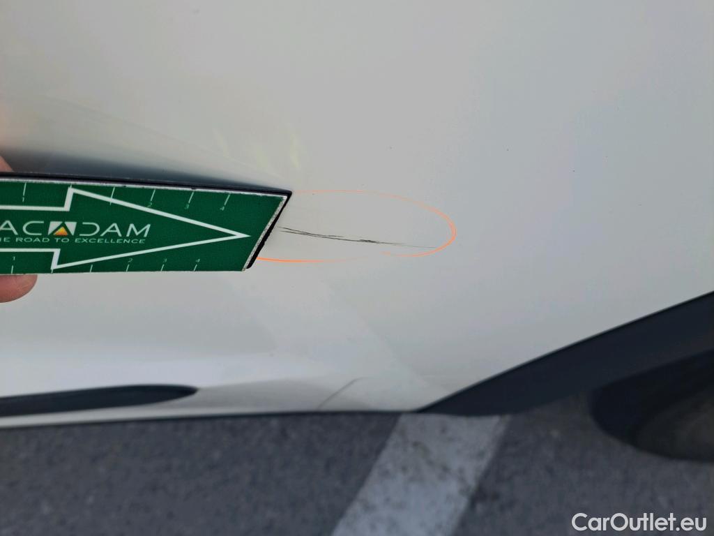  KIA  Niro KIA  / 2019 / 5P / crossover 1.6 GDi HEV 104kW (141CV) Drive #26