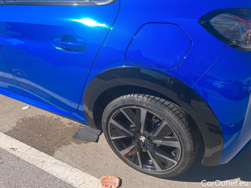  Peugeot  208 PEUGEOT  / 2019 / 5P / berlina con portón PureTech 96kW (130CV) EAT8 GT Pack #30