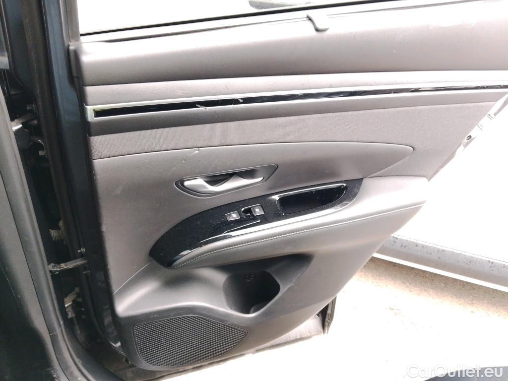  Hyundai  Tucson HYUNDAI  / 2020 / 5P / todoterreno 1.6 TGDI 169kW HEV Tecno Auto 2C #18