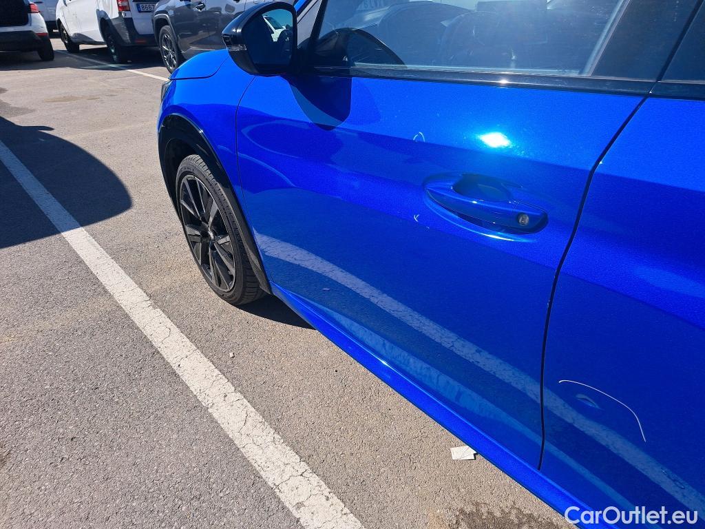  Peugeot  208 PEUGEOT  / 2019 / 5P / berlina con portón PureTech 96kW (130CV) EAT8 GT Pack #11