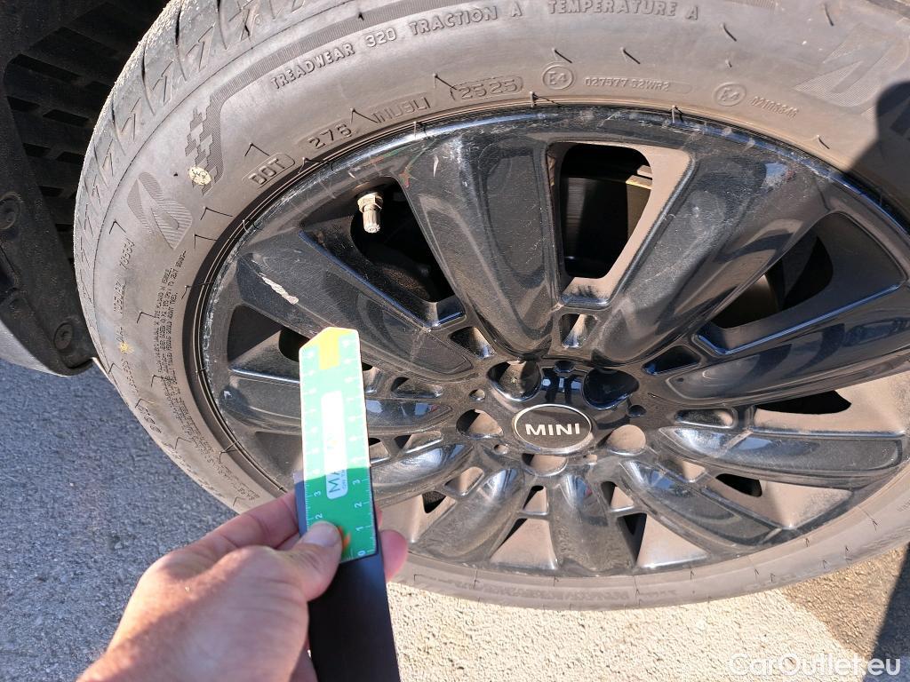  Mini  Countryman MINI  / 2020 / 5P / berlina con portón Cooper S ALL4 #35