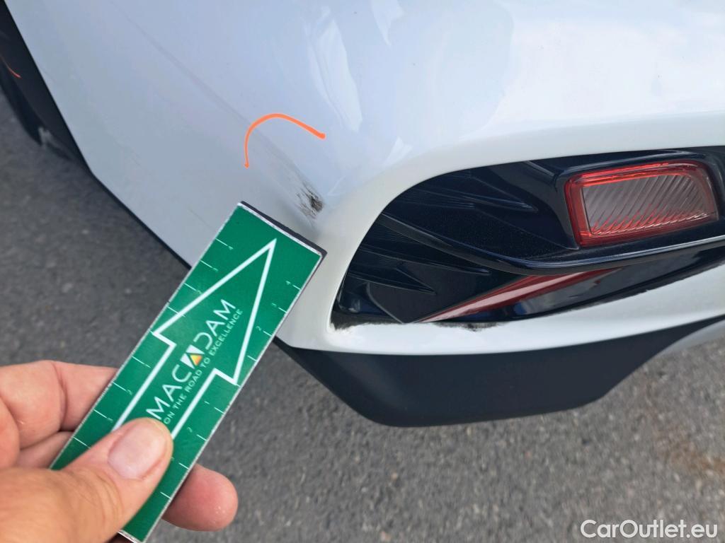  KIA  Niro KIA  / 2019 / 5P / crossover 1.6 GDi HEV 104kW (141CV) Drive #24