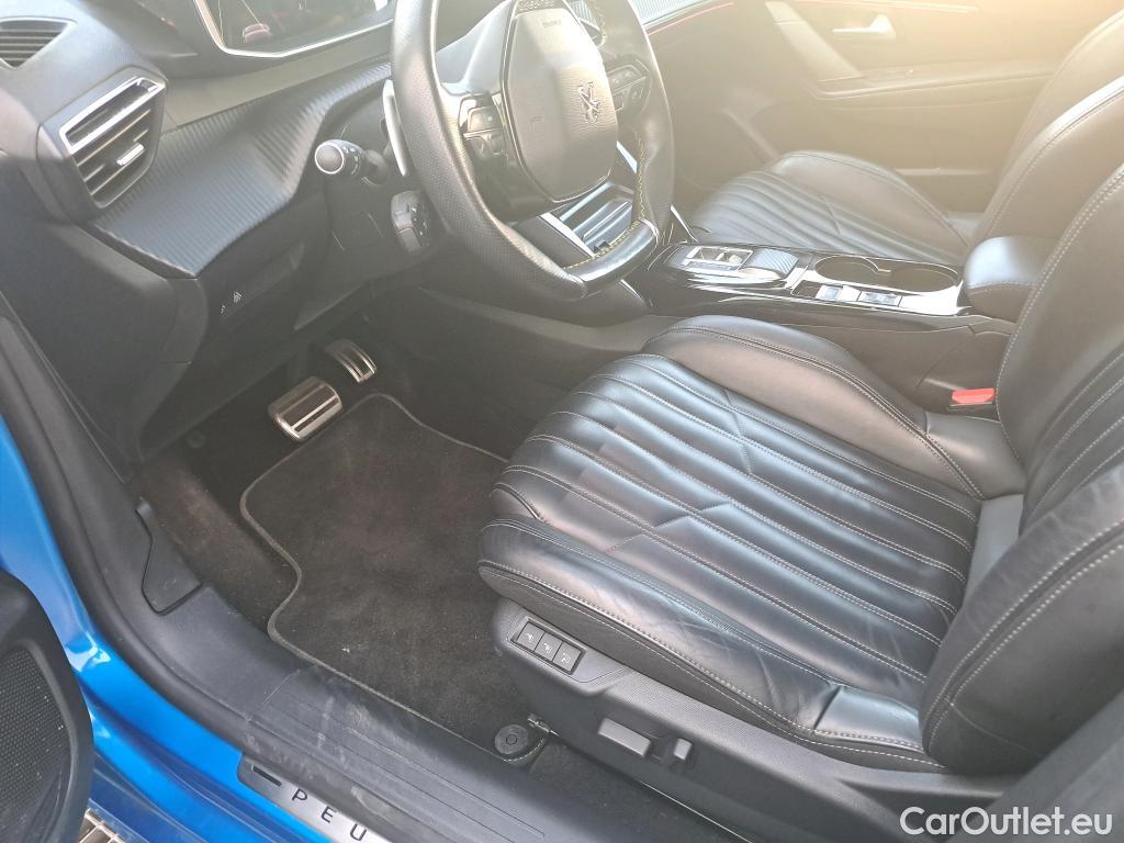  Peugeot  208 PEUGEOT  / 2019 / 5P / berlina con portón PureTech 96kW (130CV) EAT8 GT Pack #29